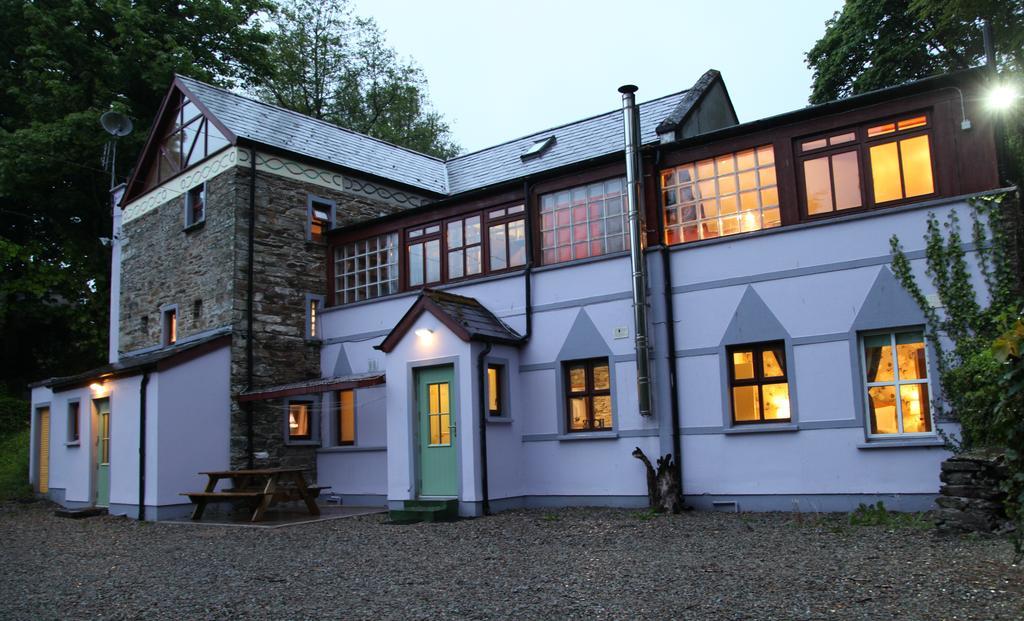 Moville Boutique Hostel & Apartments Esterno foto