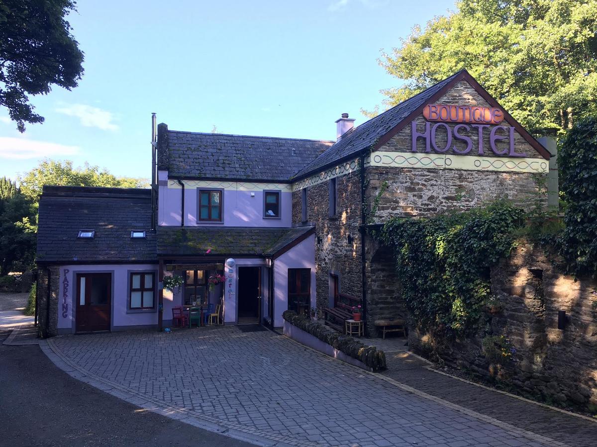 Moville Boutique Hostel & Apartments Esterno foto