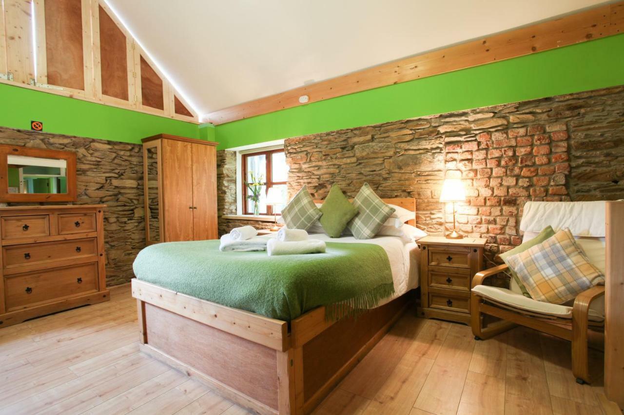 Moville Boutique Hostel & Apartments Esterno foto