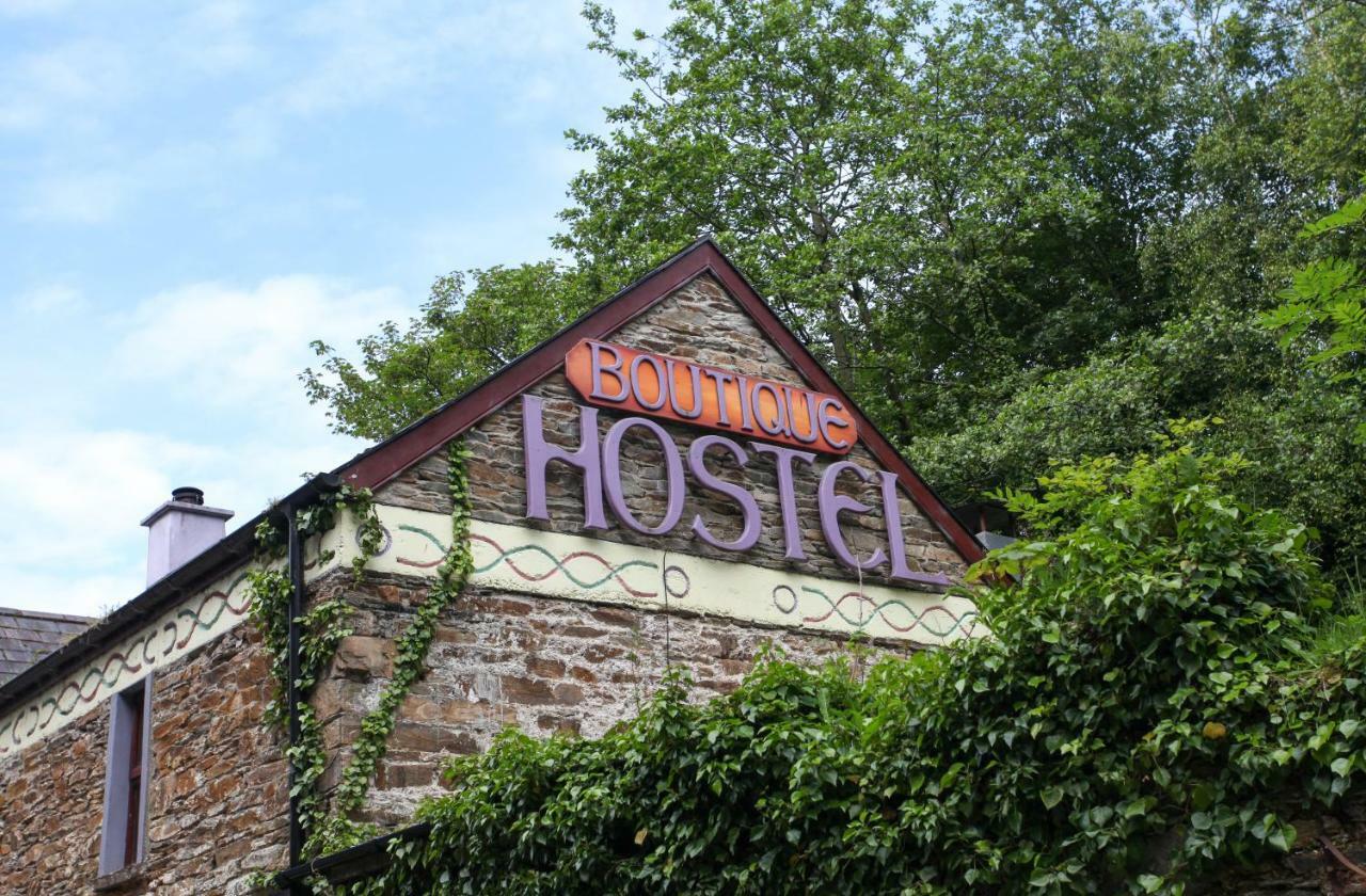 Moville Boutique Hostel & Apartments Esterno foto