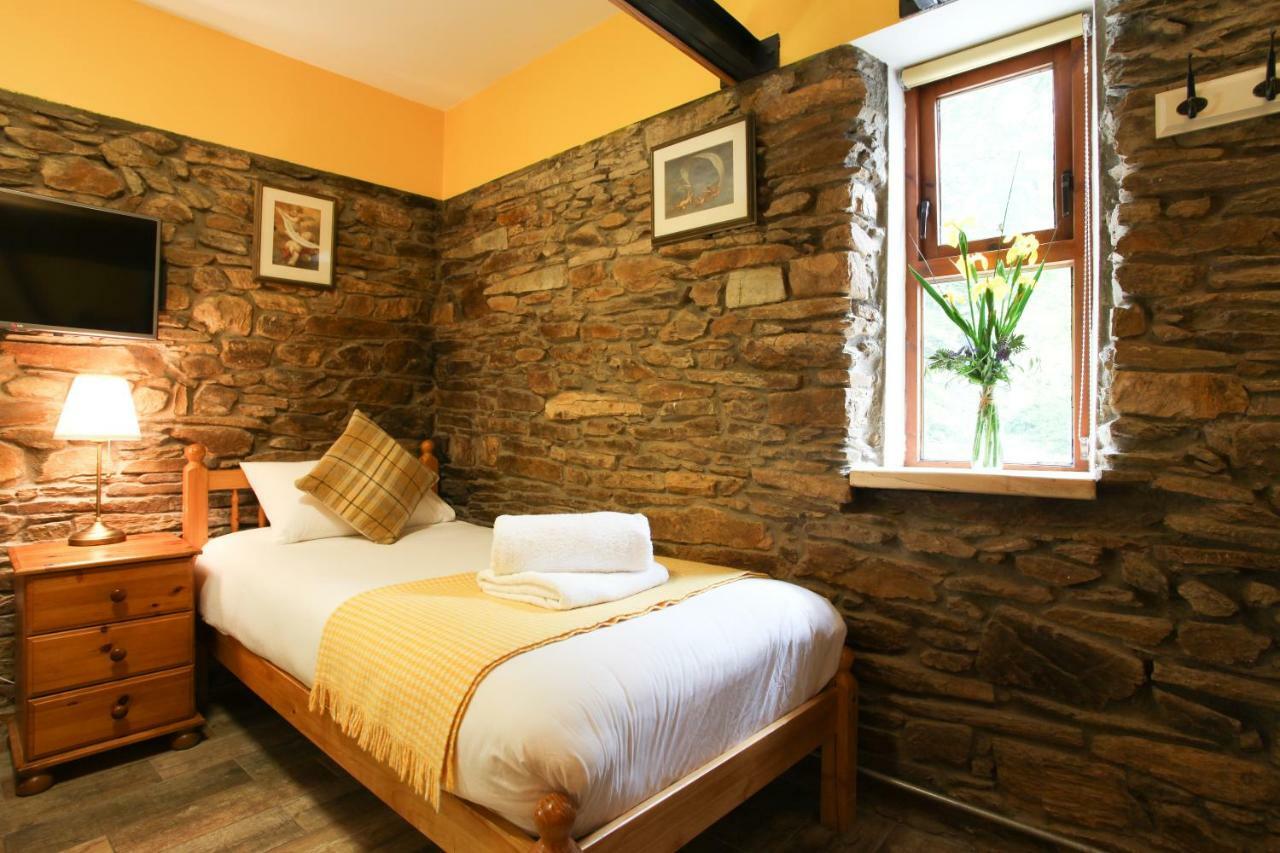 Moville Boutique Hostel & Apartments Esterno foto